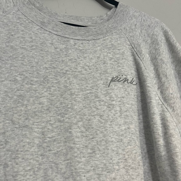 Vs pink pullover sweater - Picture 2 of 3